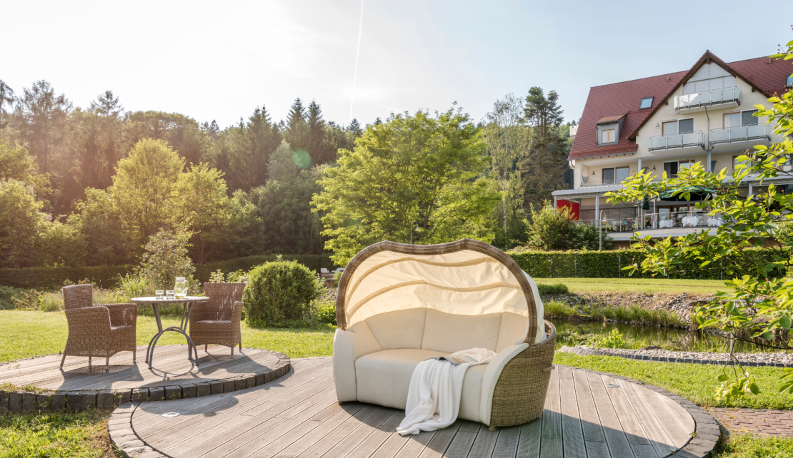 Lounge auf der Teichanlage