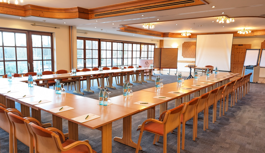 Tagungsraum Spessarträuber als U-Form gestellt