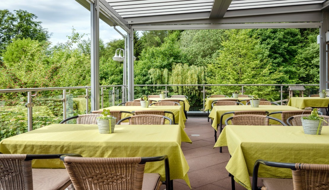 Restaurant Terrasse mit Überdachung 2